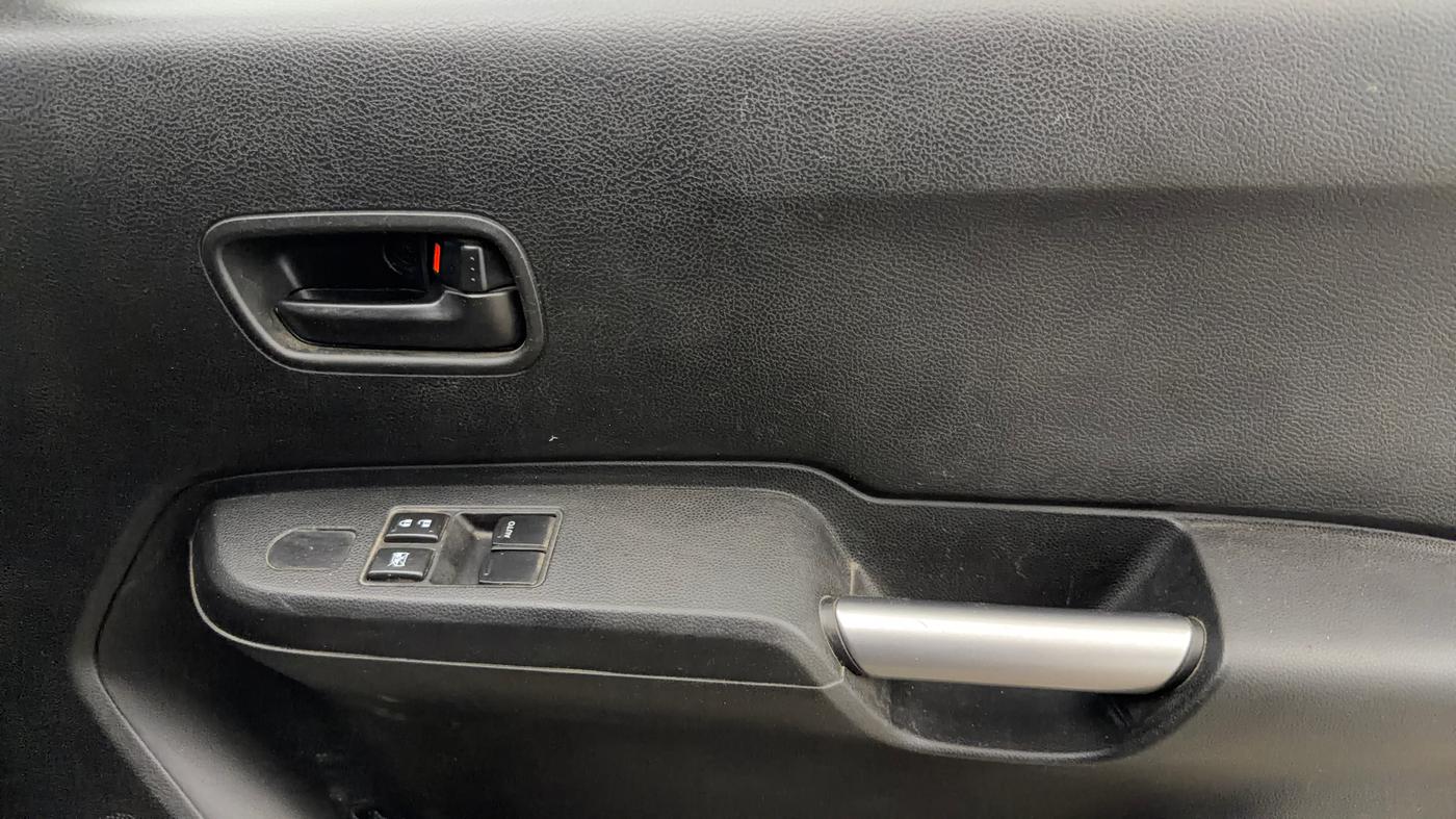 2023 Maruti IGNIS SIGMA 1.2, Petrol, Manual, 26,752 km, Driver Side Door Panels Control