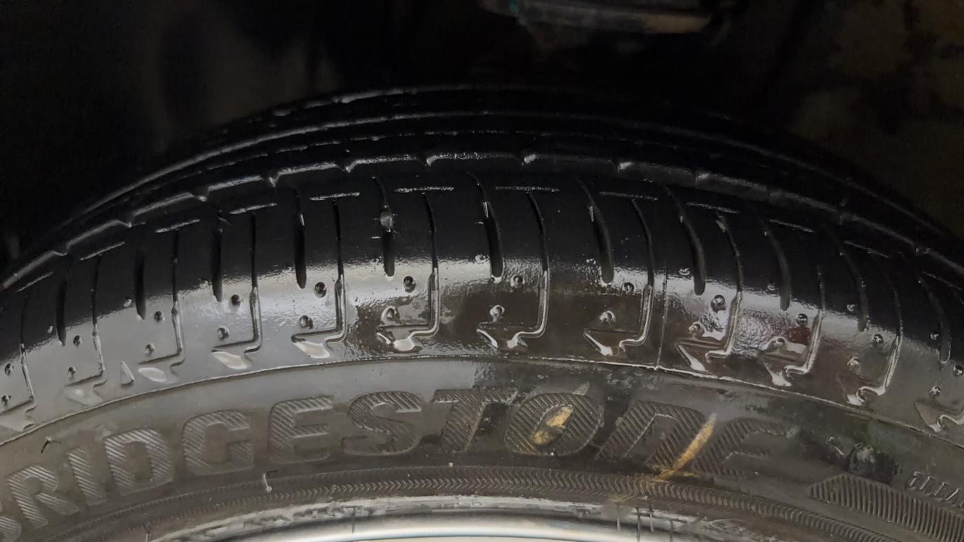 2023 Maruti IGNIS SIGMA 1.2, Petrol, Manual, 26,752 km, Left Front Tyre Tread