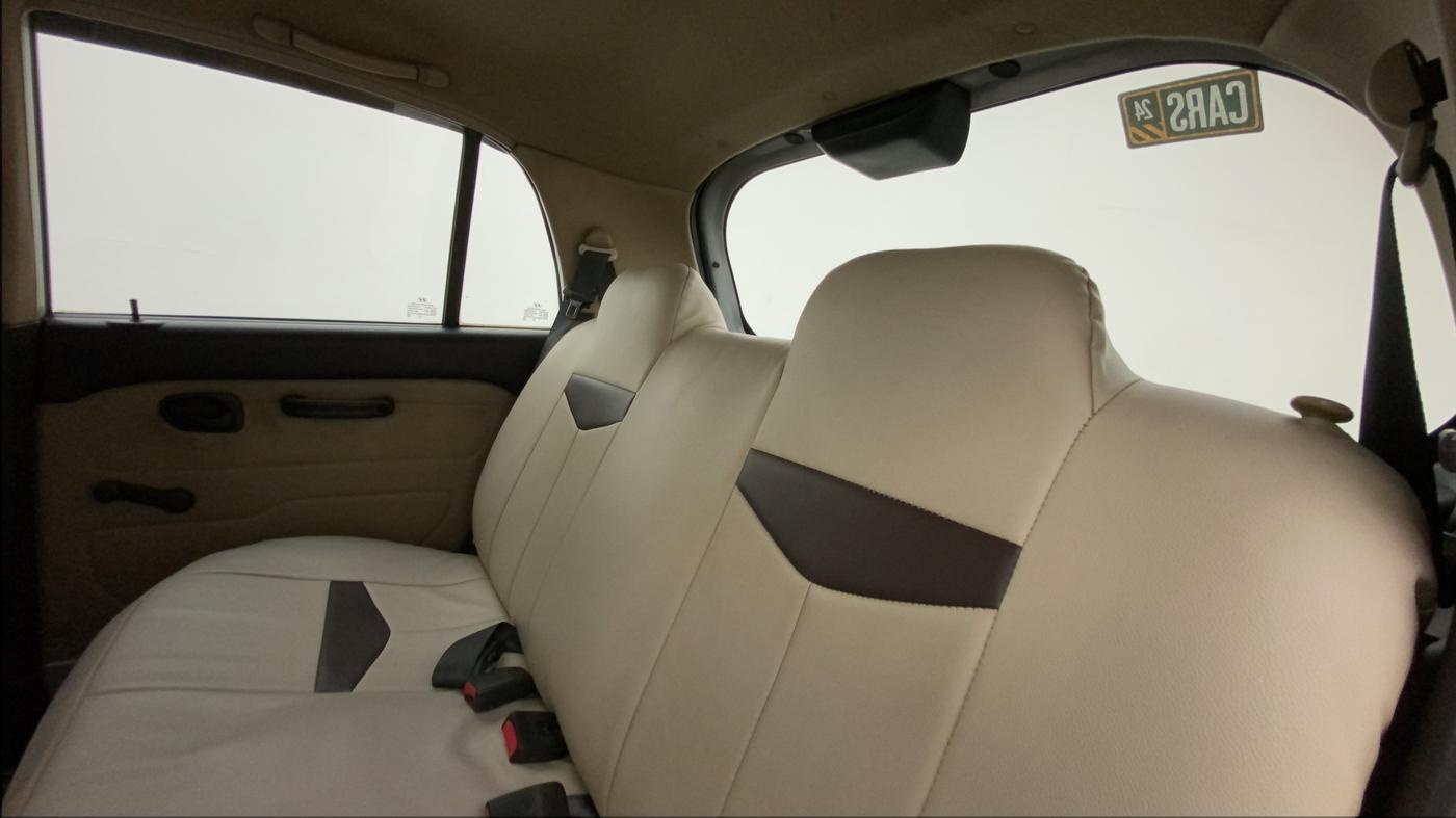 2014 Hyundai Santro Xing GL PLUS, Petrol, Manual, 69,029 km, Right Side Rear Door Cabin