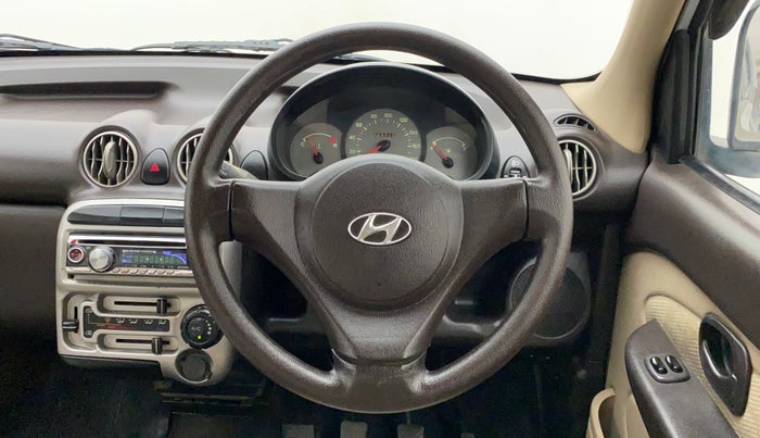 2014 Hyundai Santro Xing GL PLUS, Petrol, Manual, 69,029 km, Steering Wheel Close Up