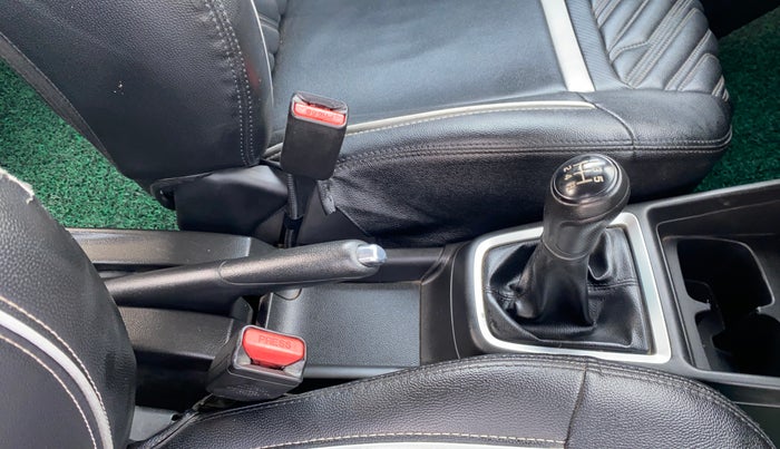 2020 Maruti Swift VXI, Petrol, Manual, 52,144 km, Gear Lever