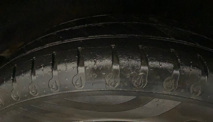 2020 Renault Kwid RXL, Petrol, Manual, 94,786 km, Left Rear Tyre Tread