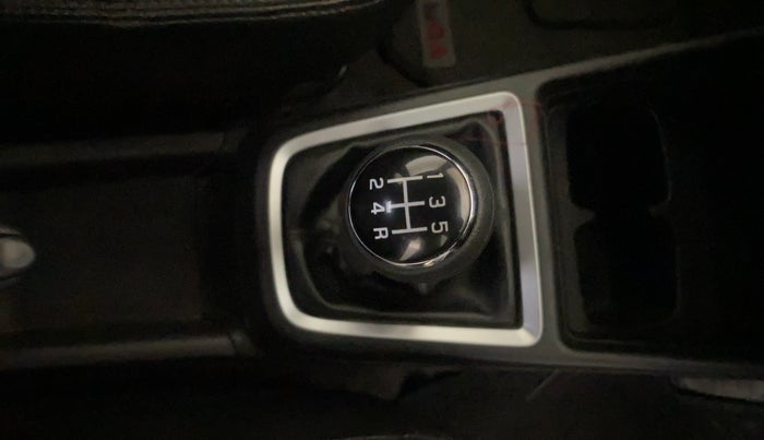 2018 Maruti Swift LXI, Petrol, Manual, 72,894 km, Gear Lever