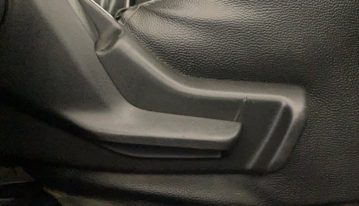 2018 Maruti Swift LXI, Petrol, Manual, 72,894 km, Driver Side Adjustment Panel