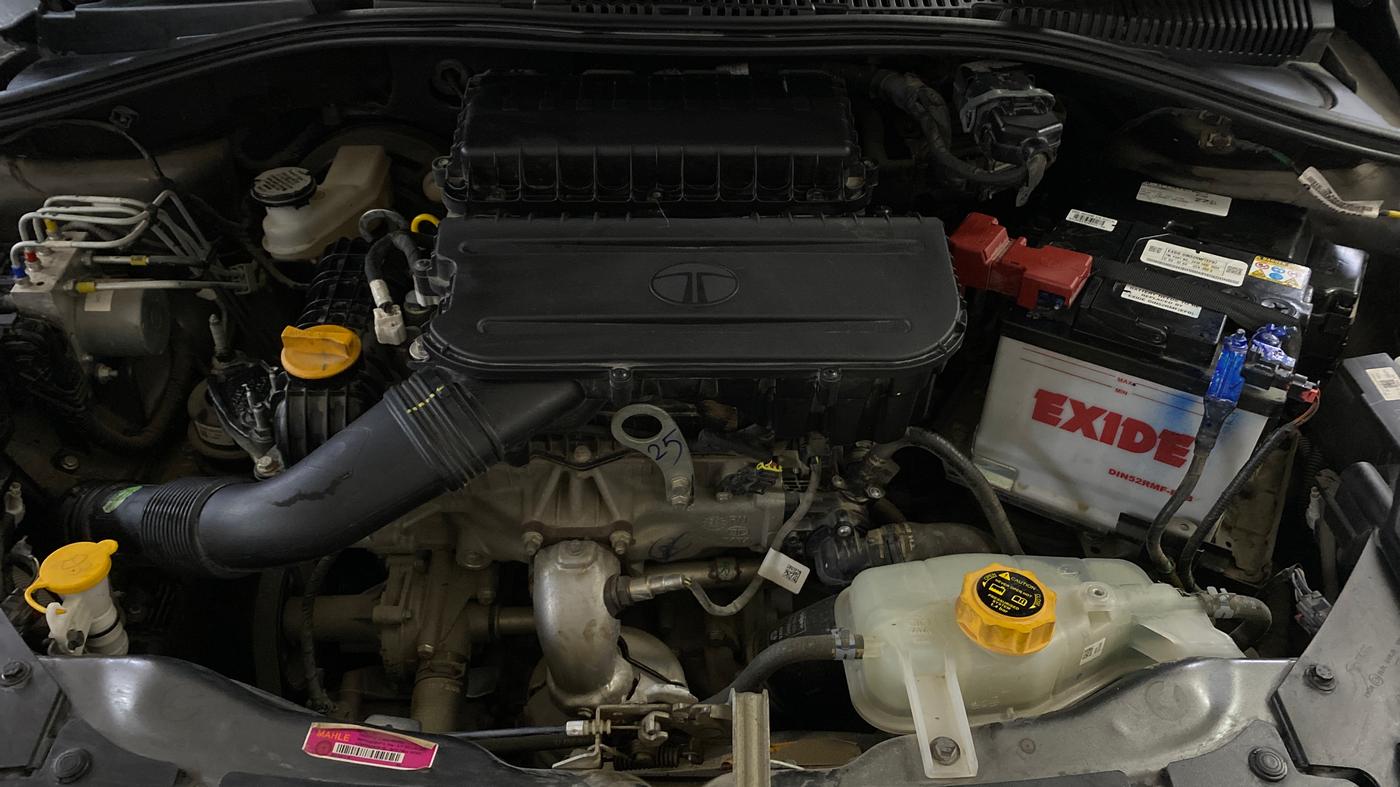 2025 Tata Tiago XT PETROL, Petrol, Manual, 11,015 km, Engine View