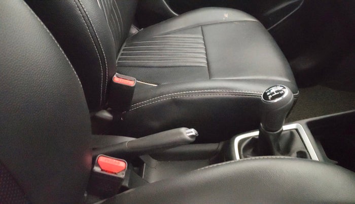 2018 Maruti Swift ZXI PLUS, Petrol, Manual, 56,806 km, Gear Lever