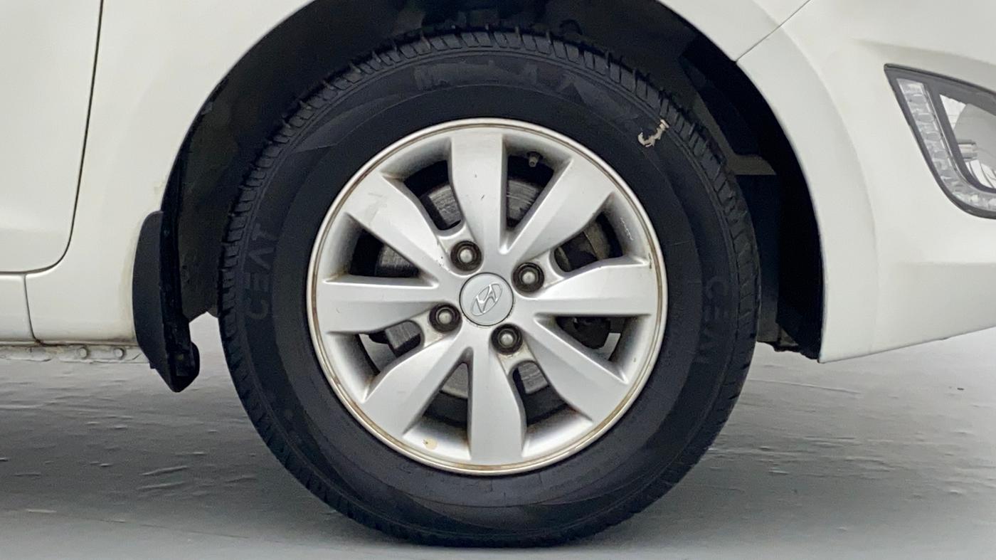 2014 Hyundai i20 SPORTZ 1.2 VTVT, Petrol, Manual, 73,520 km, Right Front Wheel