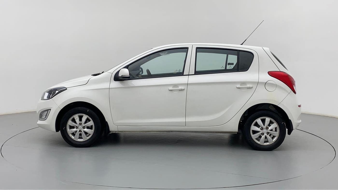 2014 Hyundai i20 SPORTZ 1.2 VTVT, Petrol, Manual, 73,520 km, Left Side