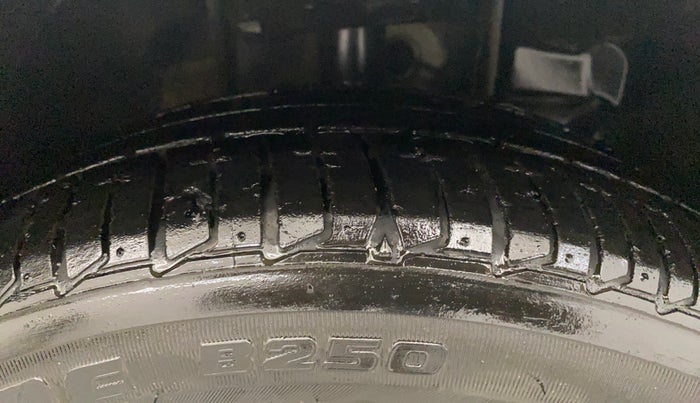 2021 Tata TIGOR XZ PLUS PETROL, Petrol, Manual, 27,814 km, Right Front Tyre Tread