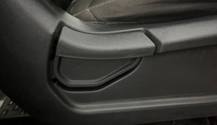 2019 Hyundai VENUE S 1.0 TURBO MT, Petrol, Manual, 54,753 km, Driver Side Adjustment Panel