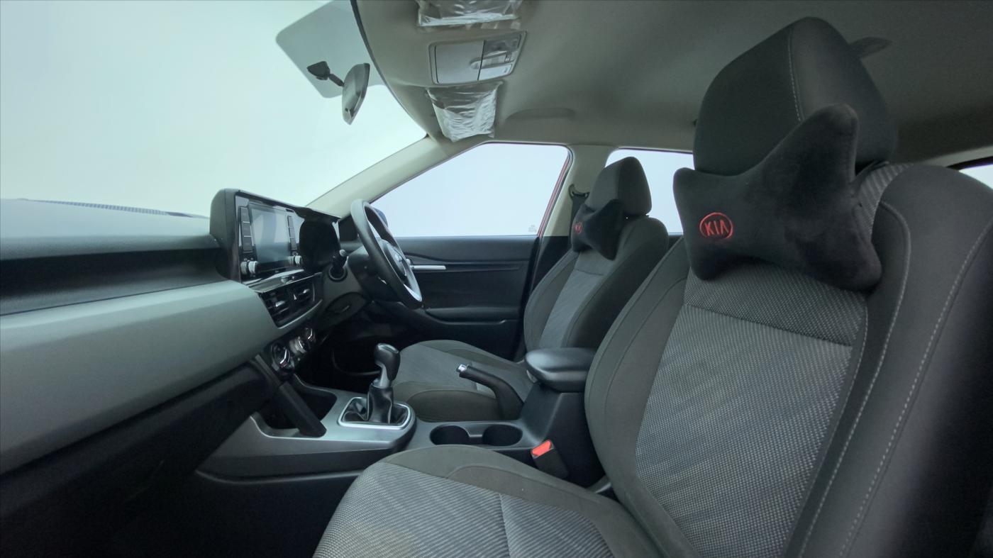 2020 KIA SELTOS HTK 1.5 PETROL, Petrol, Manual, 33,499 km, Right Side Front Door Cabin