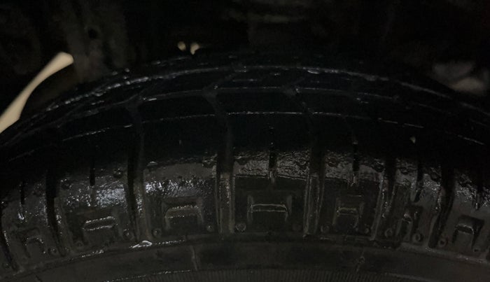 2017 Maruti Alto 800 LXI, Petrol, Manual, 29,611 km, Right Rear Tyre Tread