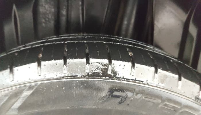 2022 Maruti Baleno  ZETA CNG 1.2L, CNG, Manual, 38,359 km, Left Rear Tyre Tread