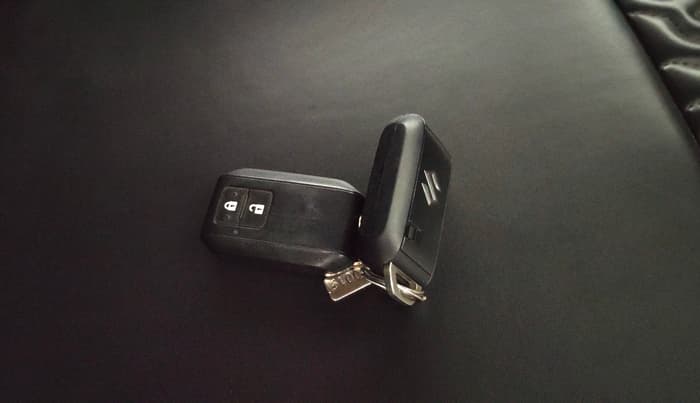 2022 Maruti Baleno  ZETA CNG 1.2L, CNG, Manual, 38,359 km, Key Close Up