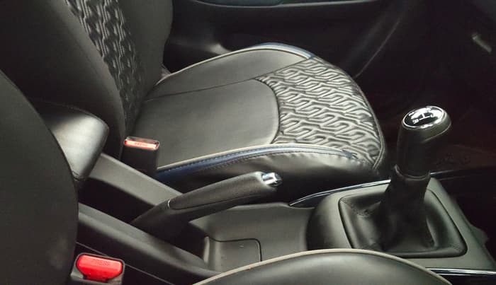 2022 Maruti Baleno  ZETA CNG 1.2L, CNG, Manual, 38,359 km, Gear Lever