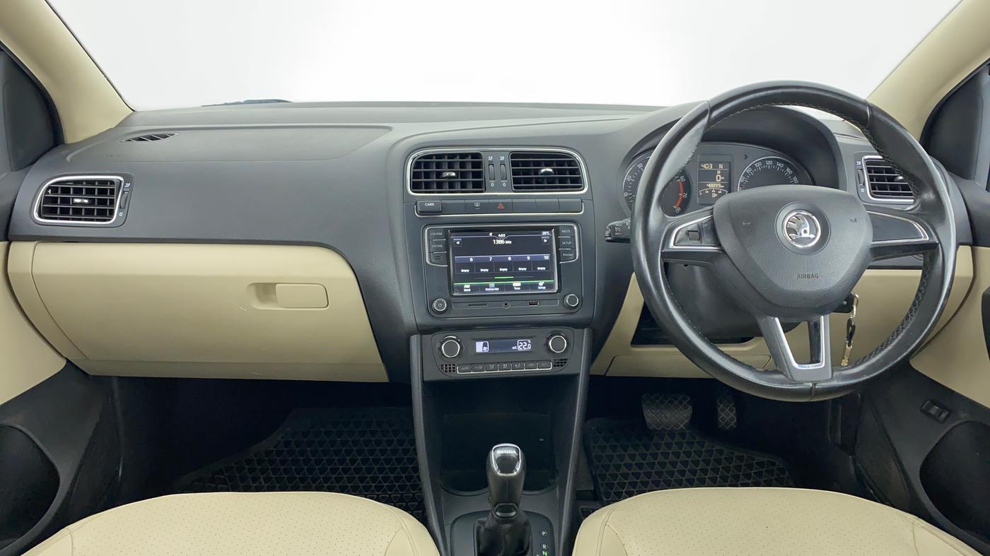 2017 Skoda Rapid ELEGANCE 1.6 MPFI AT, Petrol, Automatic, 50,500 km, Dashboard