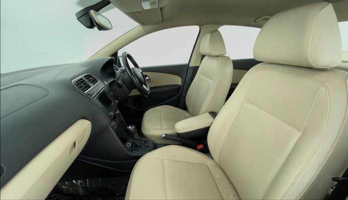 2017 Skoda Rapid ELEGANCE 1.6 MPFI AT, Petrol, Automatic, 50,500 km, Right Side Front Door Cabin