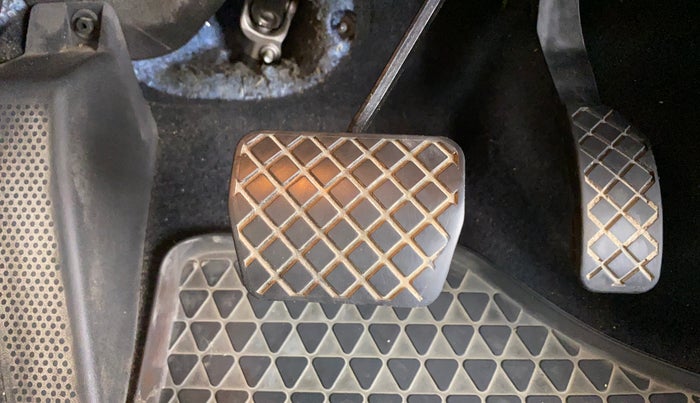 2017 Skoda Rapid ELEGANCE 1.6 MPFI AT, Petrol, Automatic, 50,500 km, Pedals