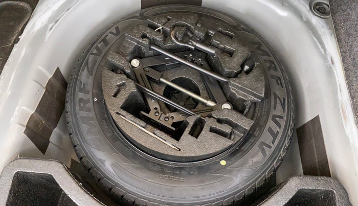 2017 Skoda Rapid ELEGANCE 1.6 MPFI AT, Petrol, Automatic, 50,500 km, Spare Tyre