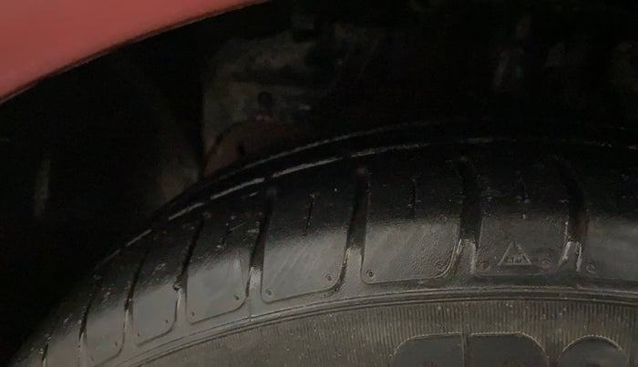 2019 Ford Figo Aspire TREND PLUS CNG, CNG, Manual, 64,643 km, Left Front Tyre Tread