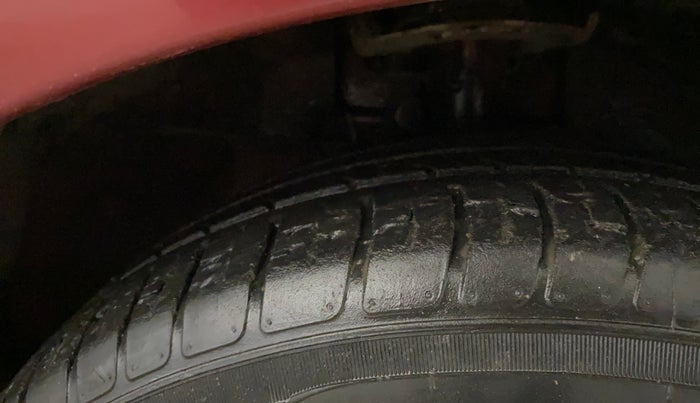 2019 Ford Figo Aspire TREND PLUS CNG, CNG, Manual, 64,643 km, Right Front Tyre Tread