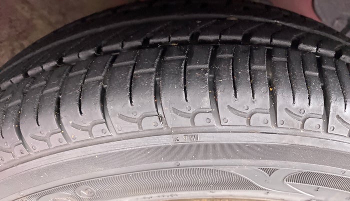 2020 Hyundai NEW SANTRO SPORTZ 1.1, Petrol, Manual, 8,876 km, Right Front Tyre Tread