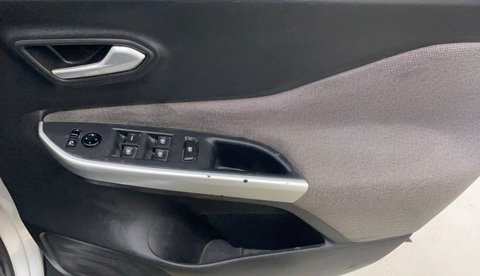 2021 Nissan MAGNITE XL, Petrol, Manual, 69,890 km, Driver Side Door Panels Control