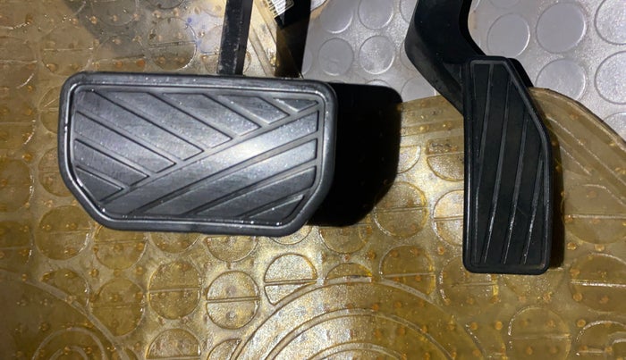 2017 Maruti Celerio ZXI AMT, Petrol, Automatic, 95,986 km, Pedals