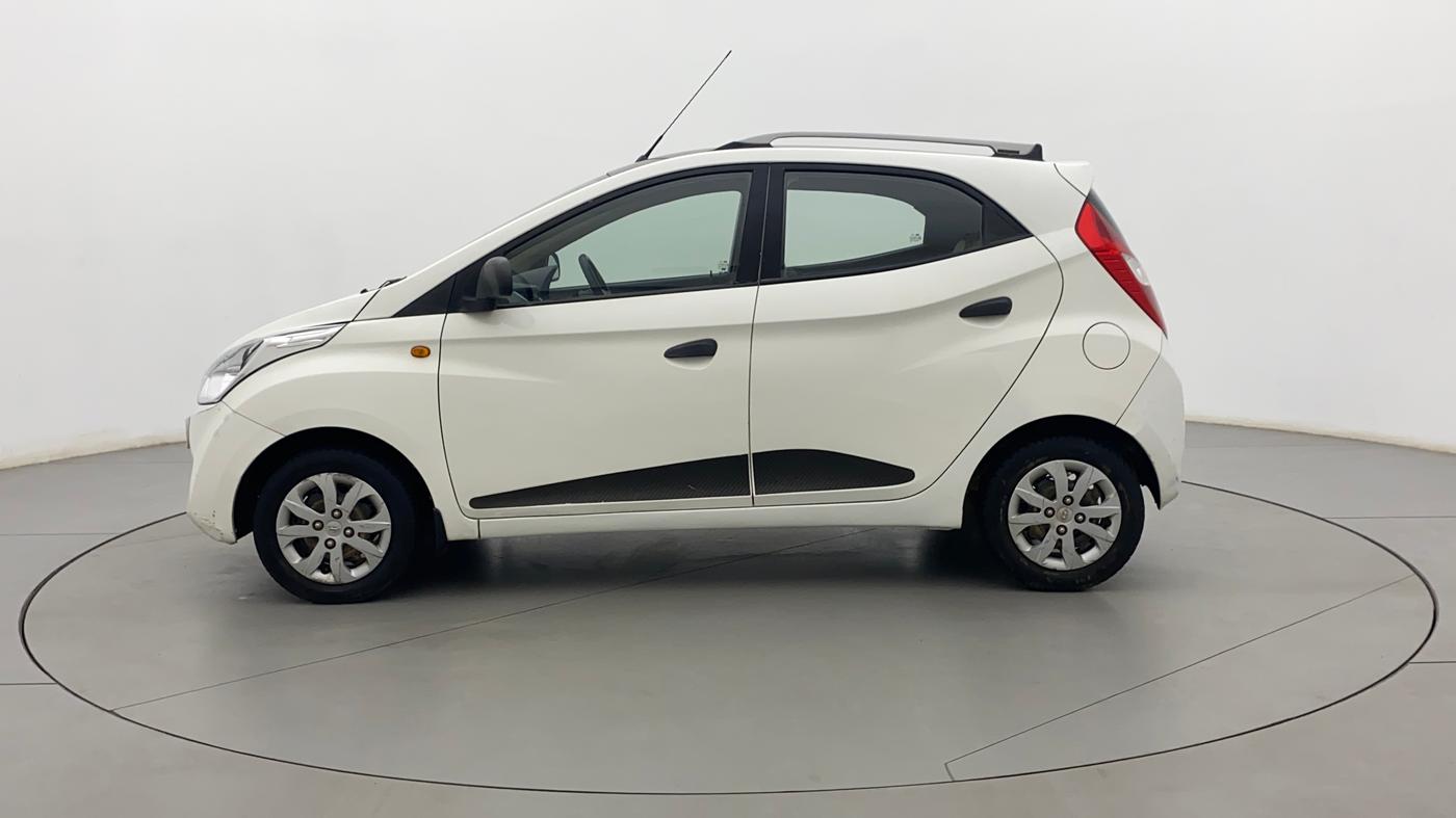 2017 Hyundai Eon MAGNA +, Petrol, Manual, 76,570 km, Left Side