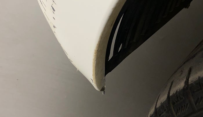 2017 Hyundai Eon MAGNA +, Petrol, Manual, 76,570 km, Left fender - Lining loose