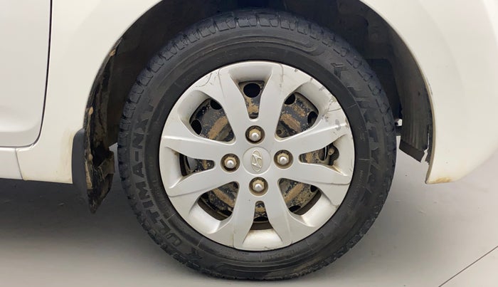 2017 Hyundai Eon MAGNA +, Petrol, Manual, 76,570 km, Right Front Wheel