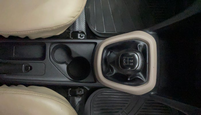 2016 Hyundai Grand i10 MAGNA 1.2 KAPPA VTVT, Petrol, Manual, 44,448 km, Gear Lever