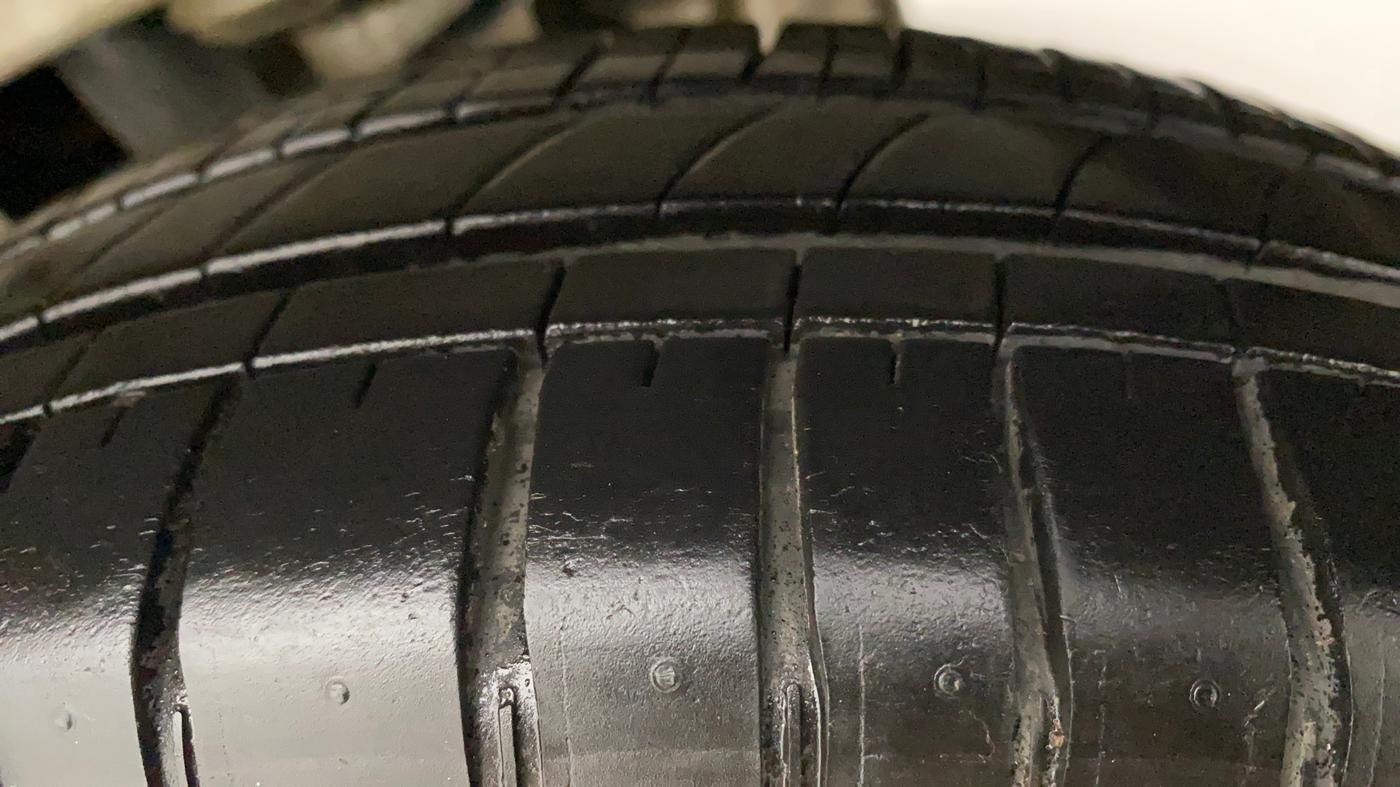 2011 Maruti Alto K10 VXI, Petrol, Manual, 66,266 km, Left Rear Tyre Tread