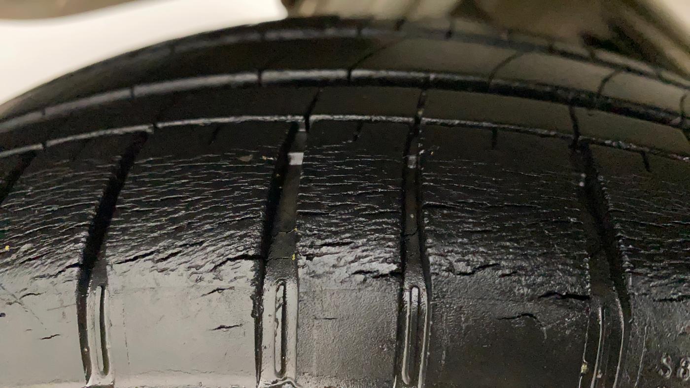 2011 Maruti Alto K10 VXI, Petrol, Manual, 66,266 km, Right Rear Tyre Tread