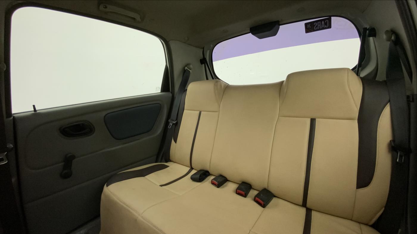 2011 Maruti Alto K10 VXI, Petrol, Manual, 66,266 km, Right Side Rear Door Cabin
