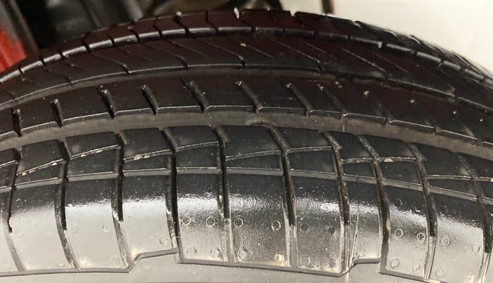 2010 Maruti Zen Estilo VXI, Petrol, Manual, 52,318 km, Left Rear Tyre Tread