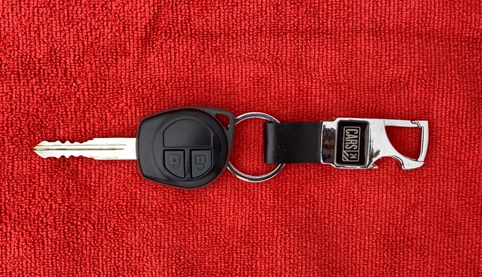2016 Maruti Wagon R 1.0 VXI, Petrol, Manual, 73,081 km, Key Close Up