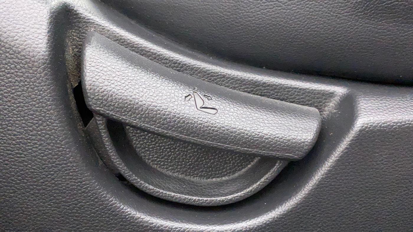2017 Hyundai Grand i10 SPORTZ (O) AT 1.2 KAPPA VTVT, Petrol, Automatic, 15,256 km, Driver Side Adjustment Panel