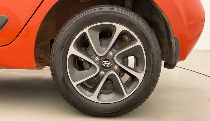 2017 Hyundai Grand i10 SPORTZ (O) AT 1.2 KAPPA VTVT, Petrol, Automatic, 15,256 km, Left Rear Wheel