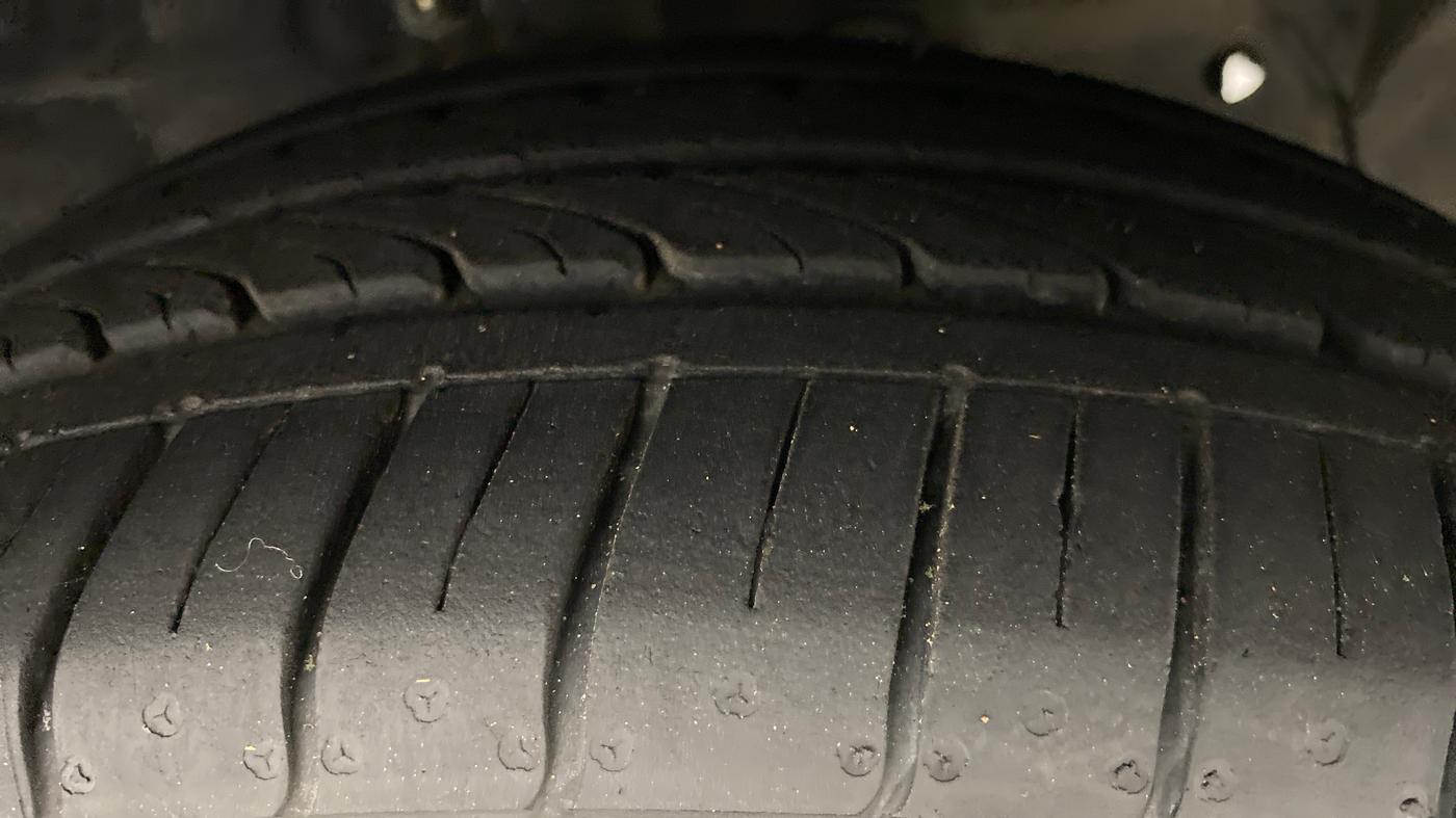 2018 Ford FREESTYLE TITANIUM 1.2 TI-VCT MT, Petrol, Manual, 9,466 km, Right Front Tyre Tread
