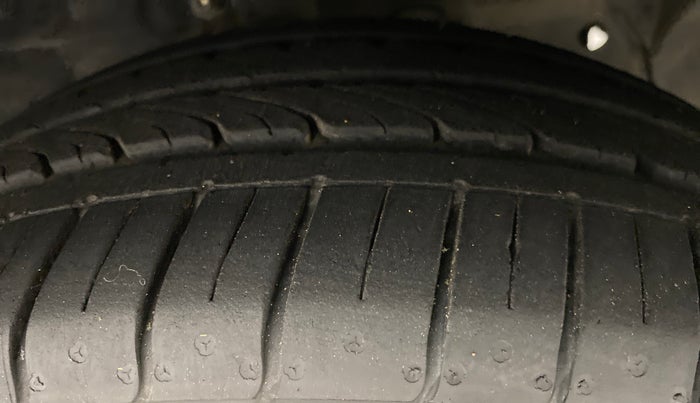 2018 Ford FREESTYLE TITANIUM 1.2 TI-VCT MT, Petrol, Manual, 9,466 km, Right Front Tyre Tread