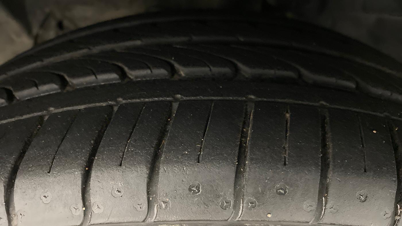 2018 Ford FREESTYLE TITANIUM 1.2 TI-VCT MT, Petrol, Manual, 9,466 km, Left Front Tyre Tread
