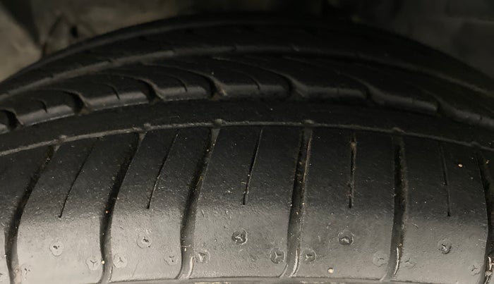 2018 Ford FREESTYLE TITANIUM 1.2 TI-VCT MT, Petrol, Manual, 9,466 km, Left Front Tyre Tread