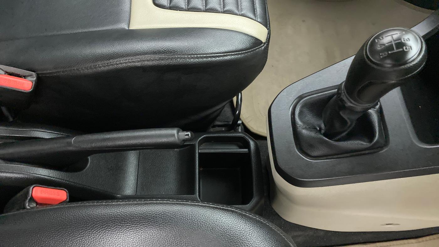 2019 Maruti New Wagon-R LXI CNG 1.0 L, CNG, Manual, 48,406 km, Gear Lever