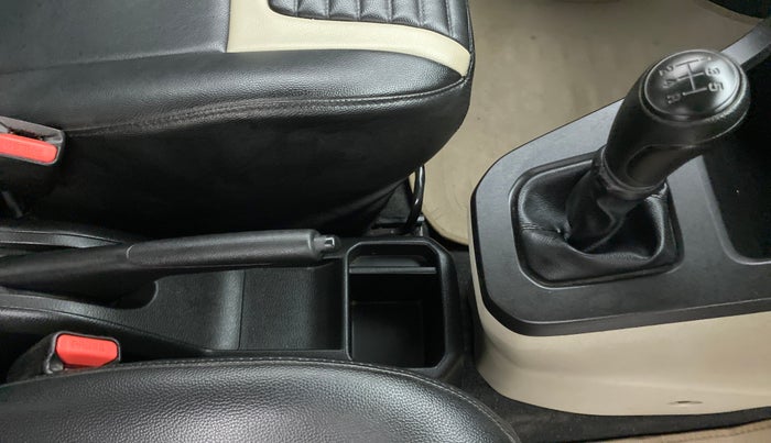 2019 Maruti New Wagon-R LXI CNG 1.0 L, CNG, Manual, 48,406 km, Gear Lever