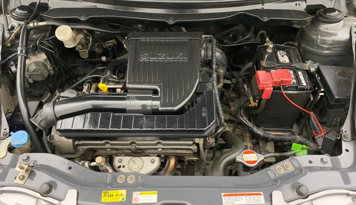 2014 Maruti Swift Dzire ZXI, Petrol, Manual, 93,985 km, Open Bonet