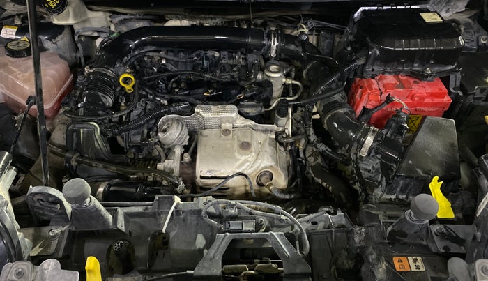 2014 Ford Ecosport TITANIUM 1.0L ECOBOOST, Petrol, Manual, 1,06,819 km, Engine View