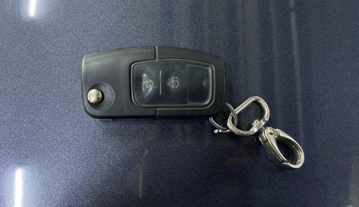 2014 Ford Ecosport TITANIUM 1.0L ECOBOOST, Petrol, Manual, 1,06,819 km, Key Close Up