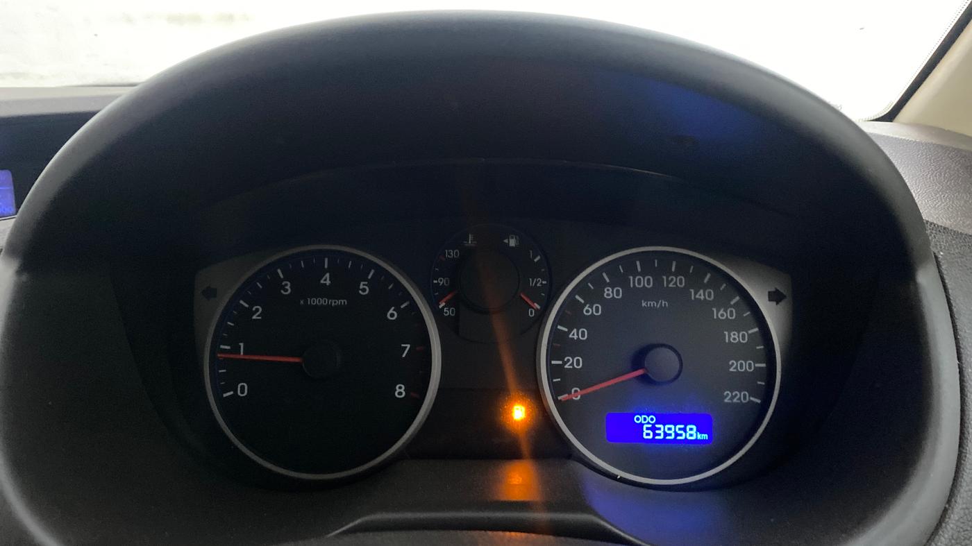 2013 Hyundai i20 MAGNA (O) 1.2, Petrol, Manual, 63,913 km, Odometer Image