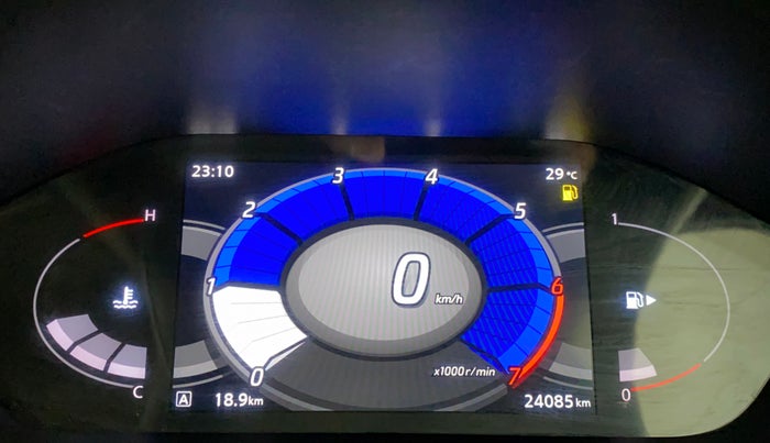 2021 Nissan MAGNITE XV PREMIUM DUAL TONE, Petrol, Manual, 24,085 km, Odometer Image